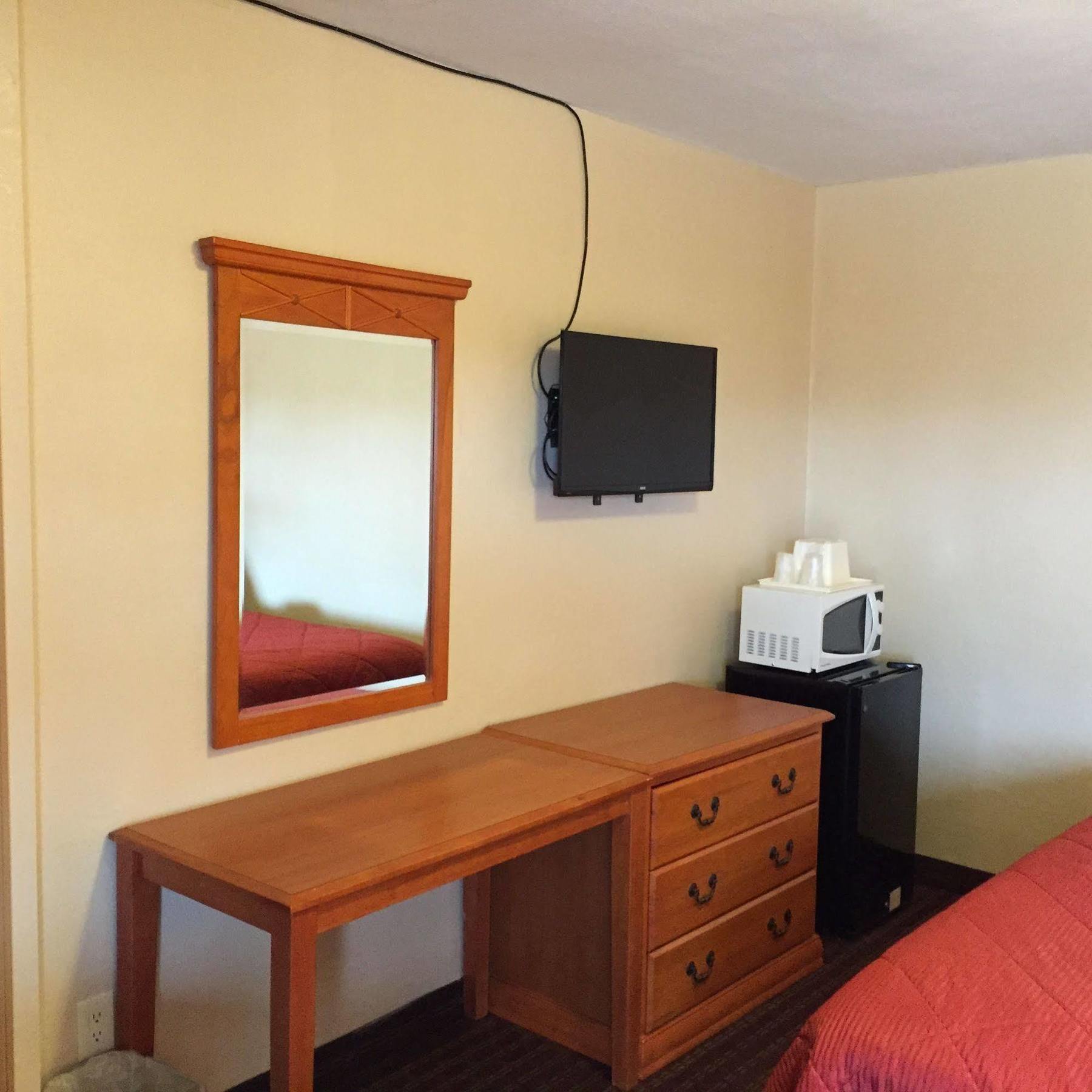 Deluxe Inn Lawton Bagian luar foto